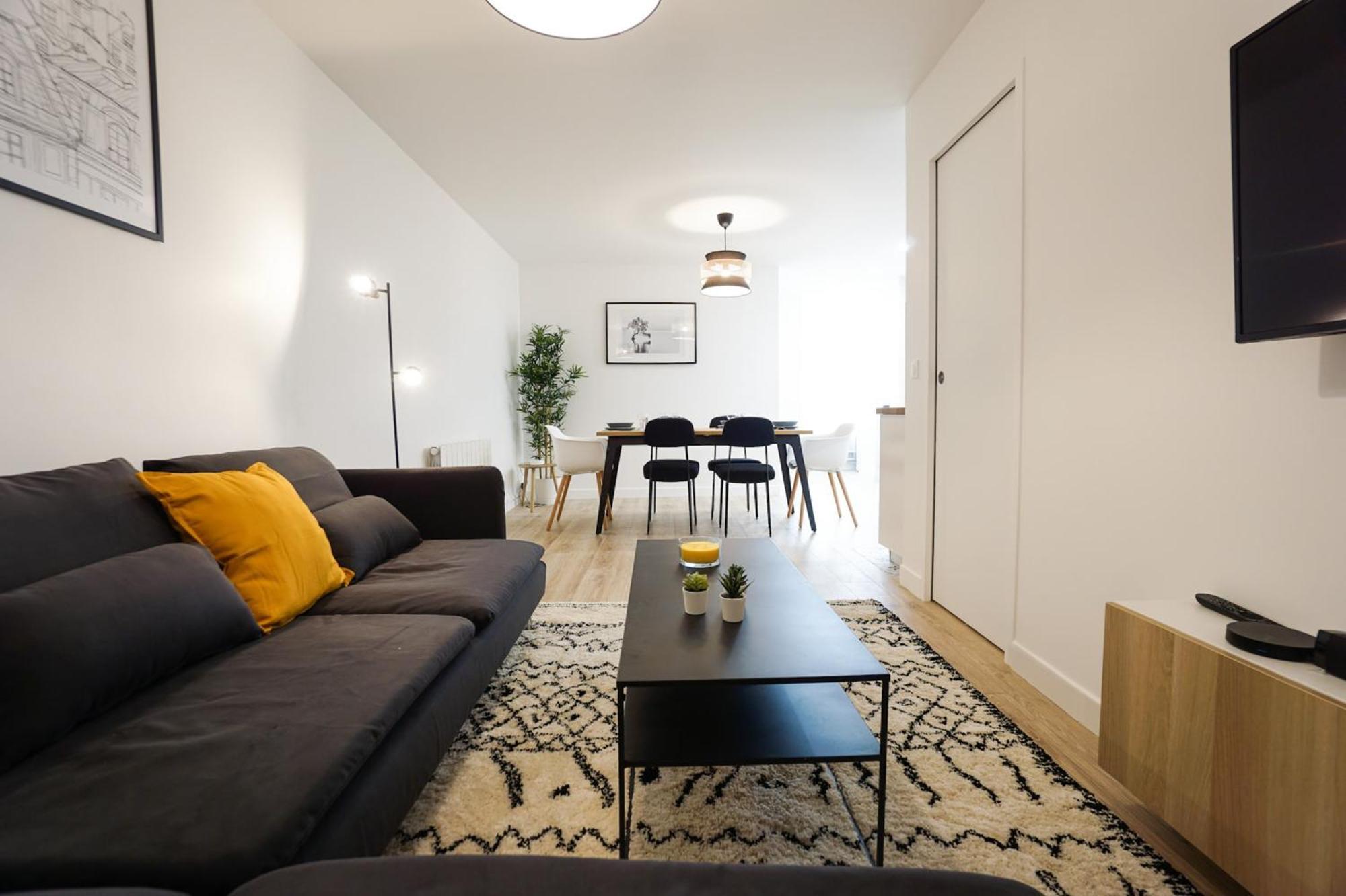 Spacious Apartment Near The Champs De Mars Paryż Zewnętrze zdjęcie